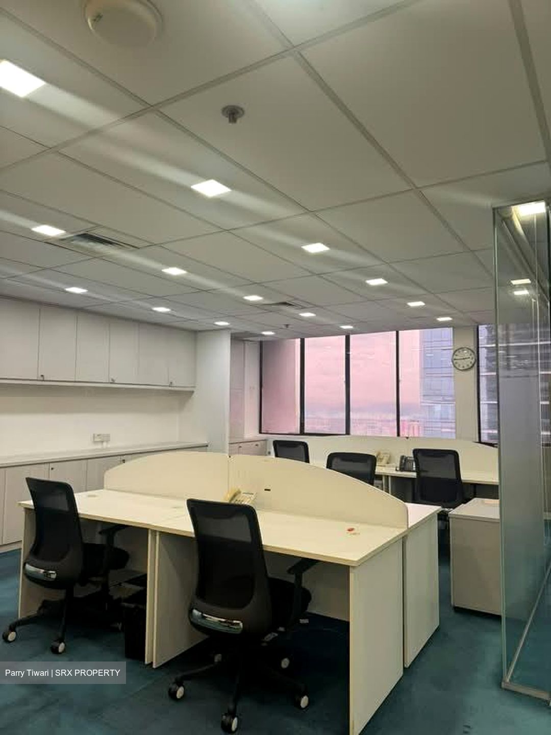 International Plaza (D2), Office #570954241